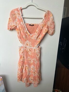 City Studio Peach Floral Mini Dress with cutout